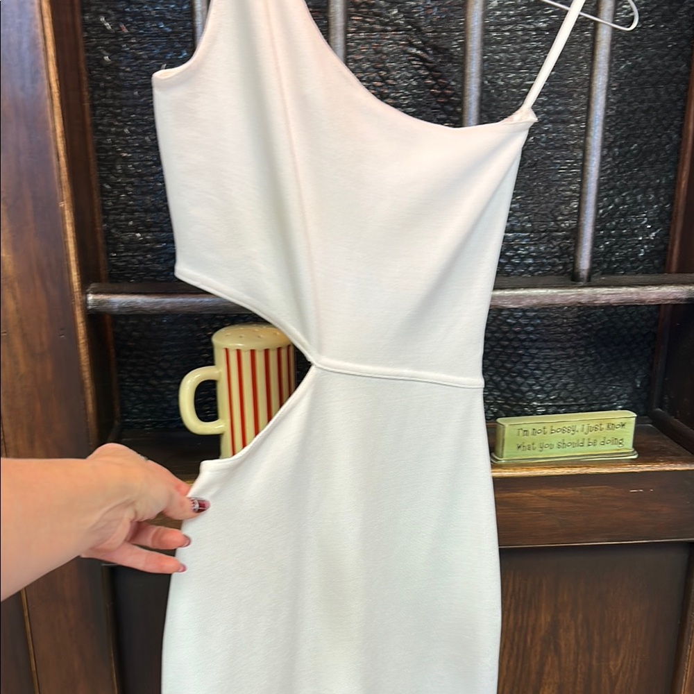 Elegant White Cut-Out Dress